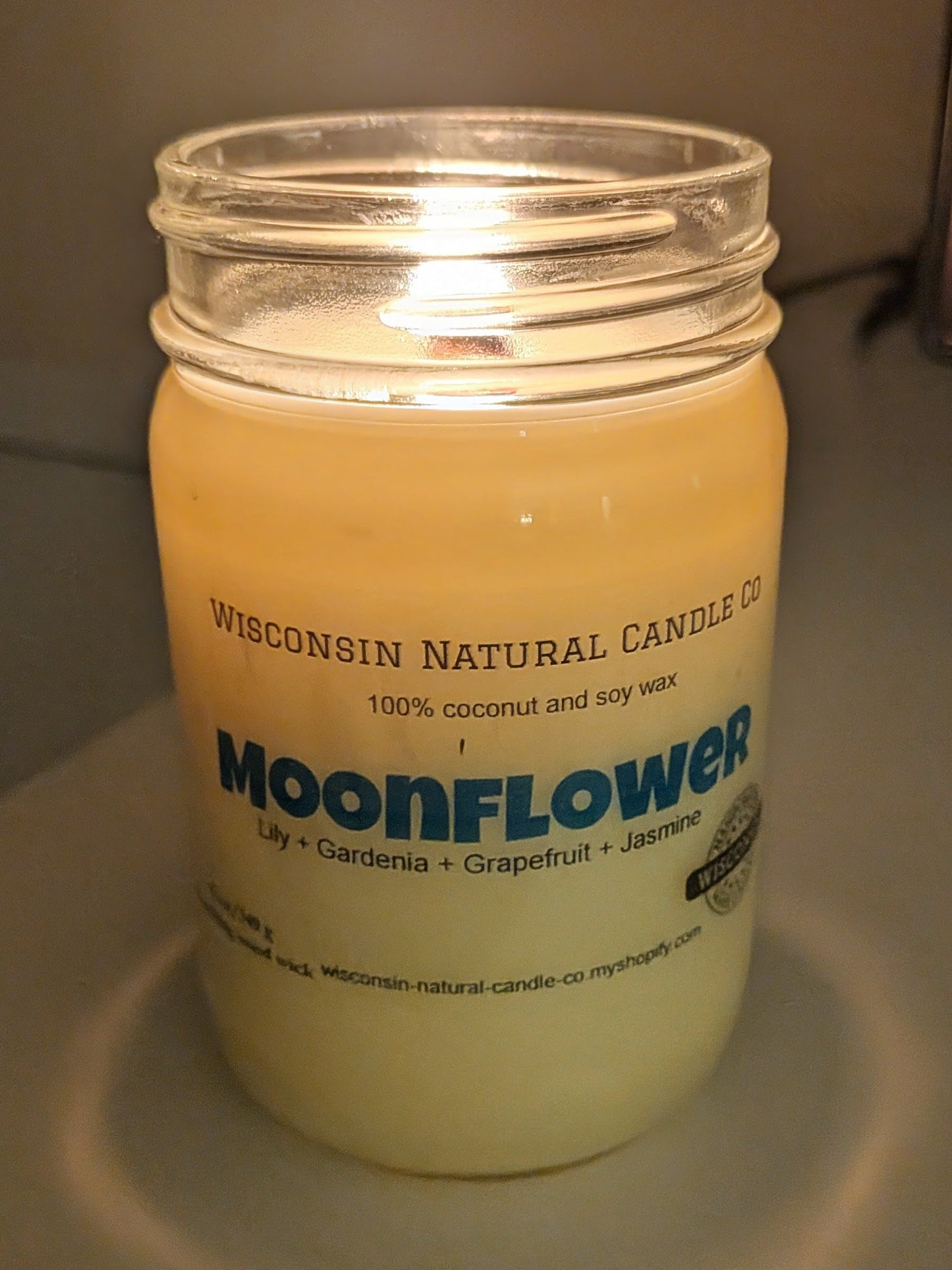 Moonflower 16 oz Candle
