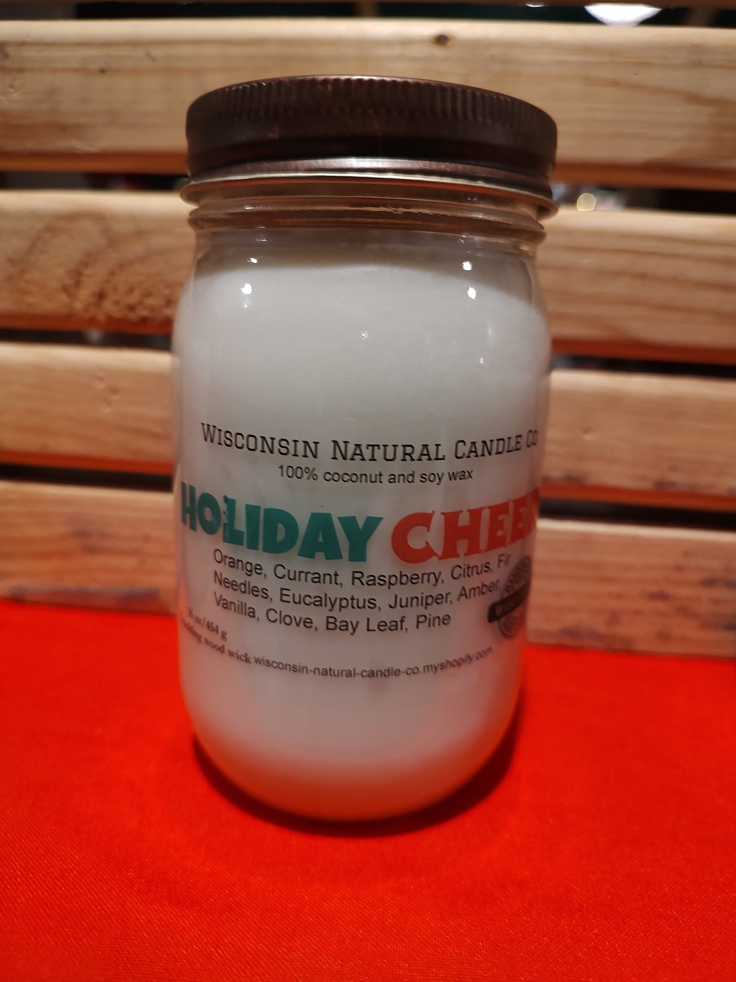 Holiday Cheer 16 oz candle